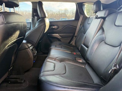 2022 Jeep Cherokee Latitude Lux