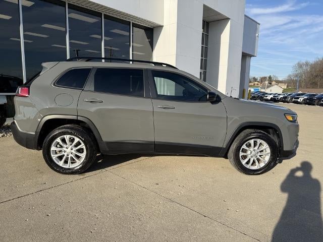 2022 Jeep Cherokee Latitude Lux
