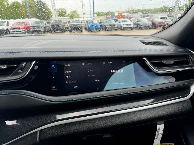 2022 Jeep Grand Cherokee 4xe Trailhawk