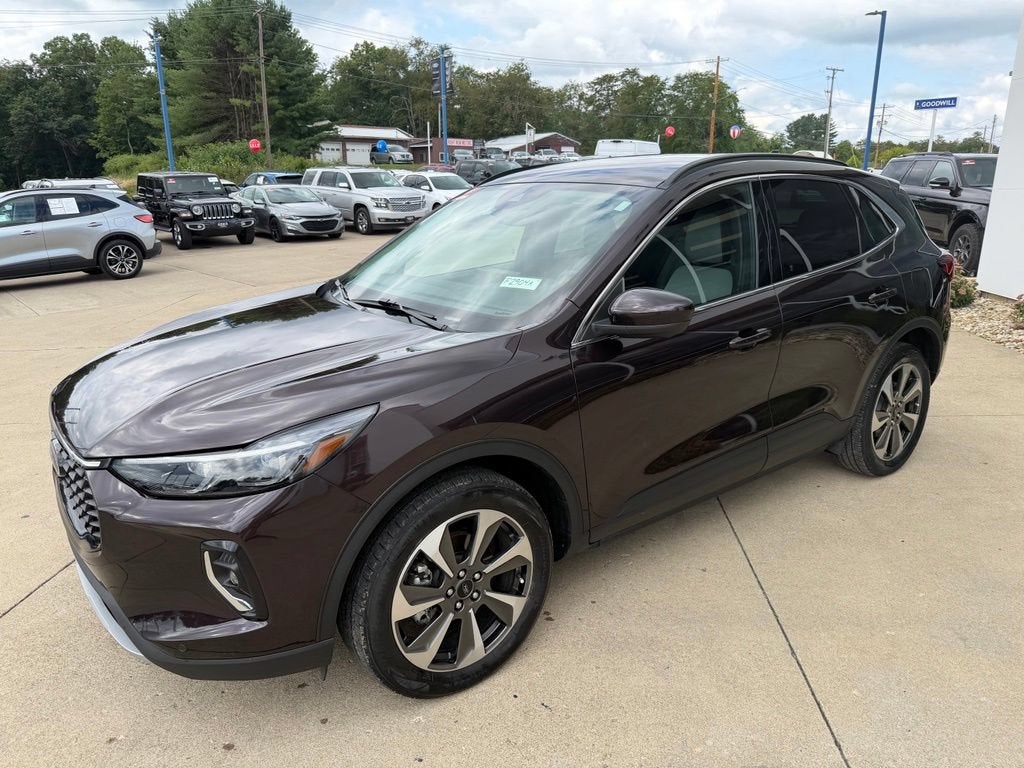 2023 Ford Escape Platinum