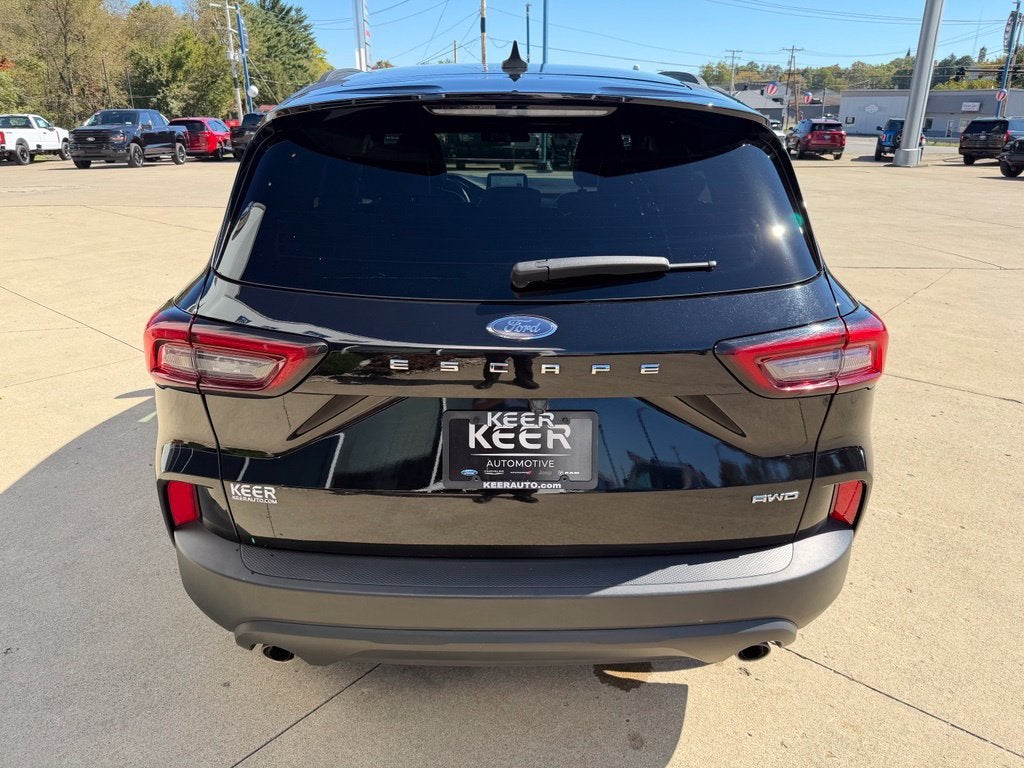 2025 Ford Escape ST-Line Select