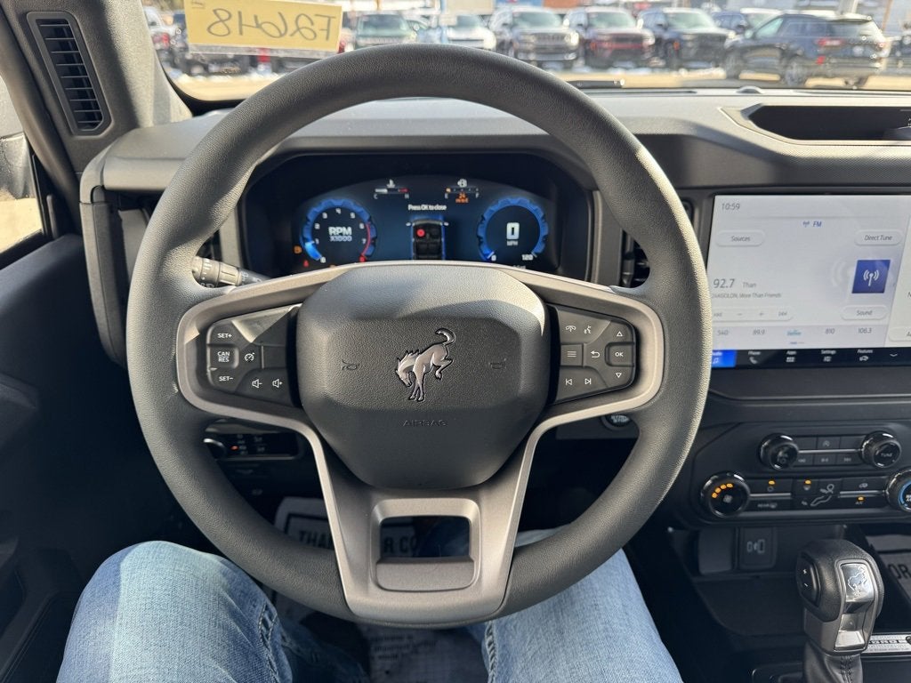 2025 Ford Bronco Base