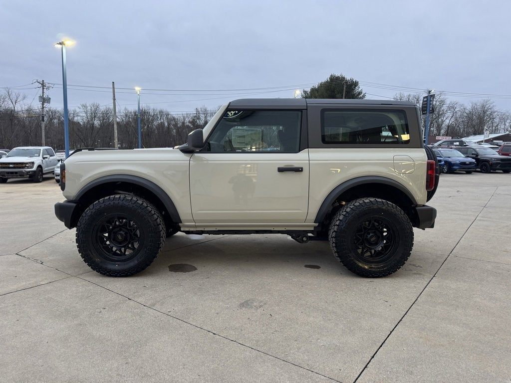 2025 Ford Bronco Base