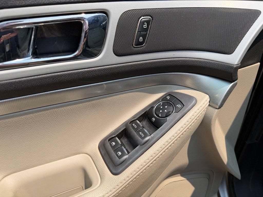 2011 Ford Explorer XLT