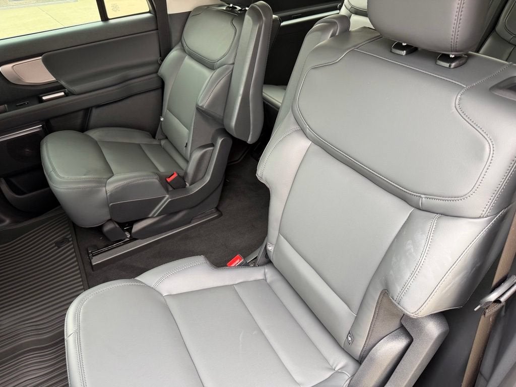 2027 Ford Expedition Max Active
