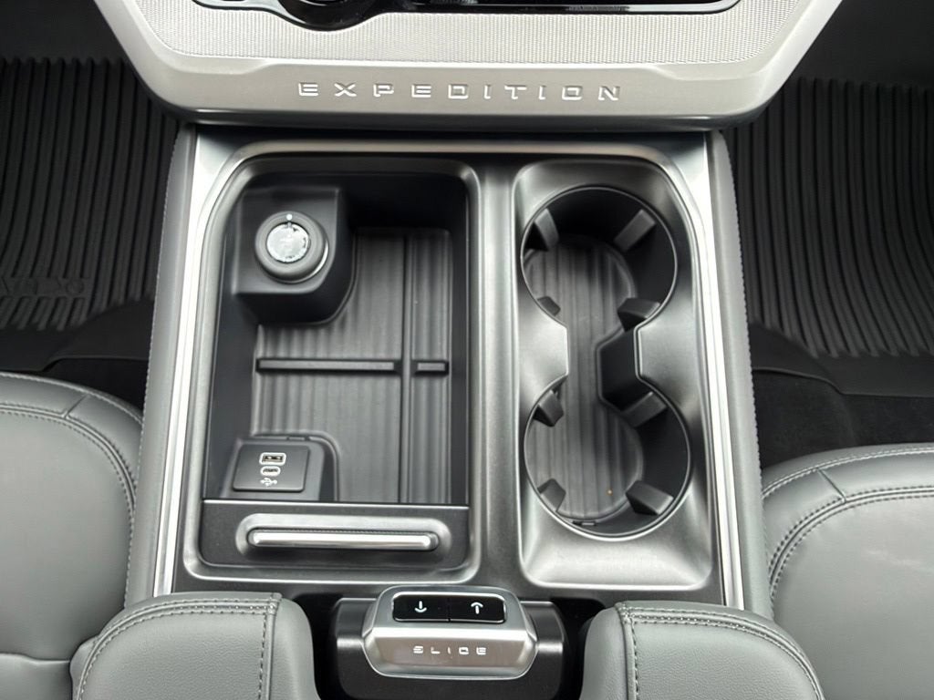 2027 Ford Expedition Max Active