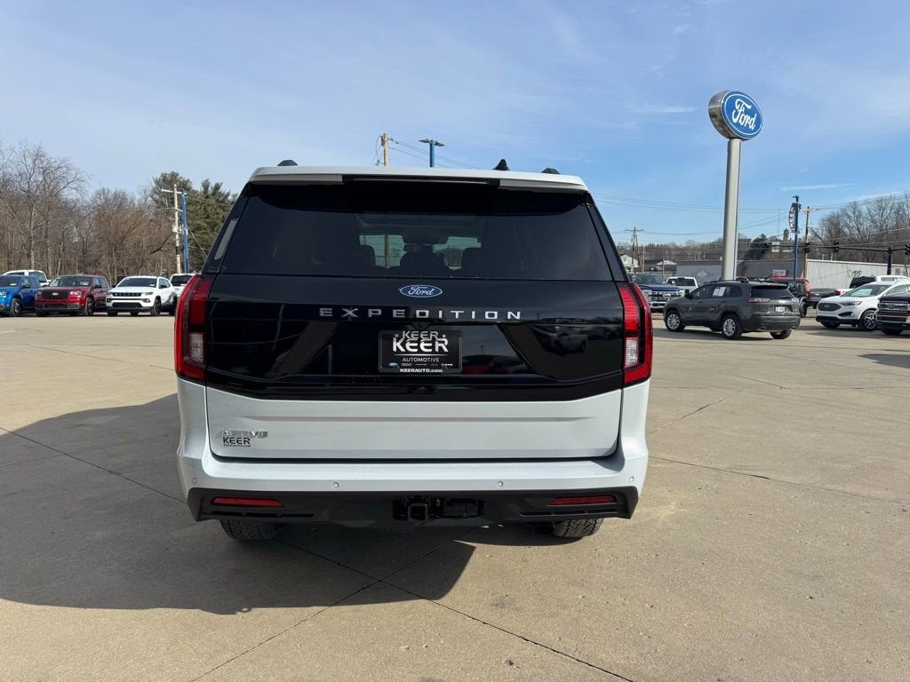 2026 Ford Expedition Active