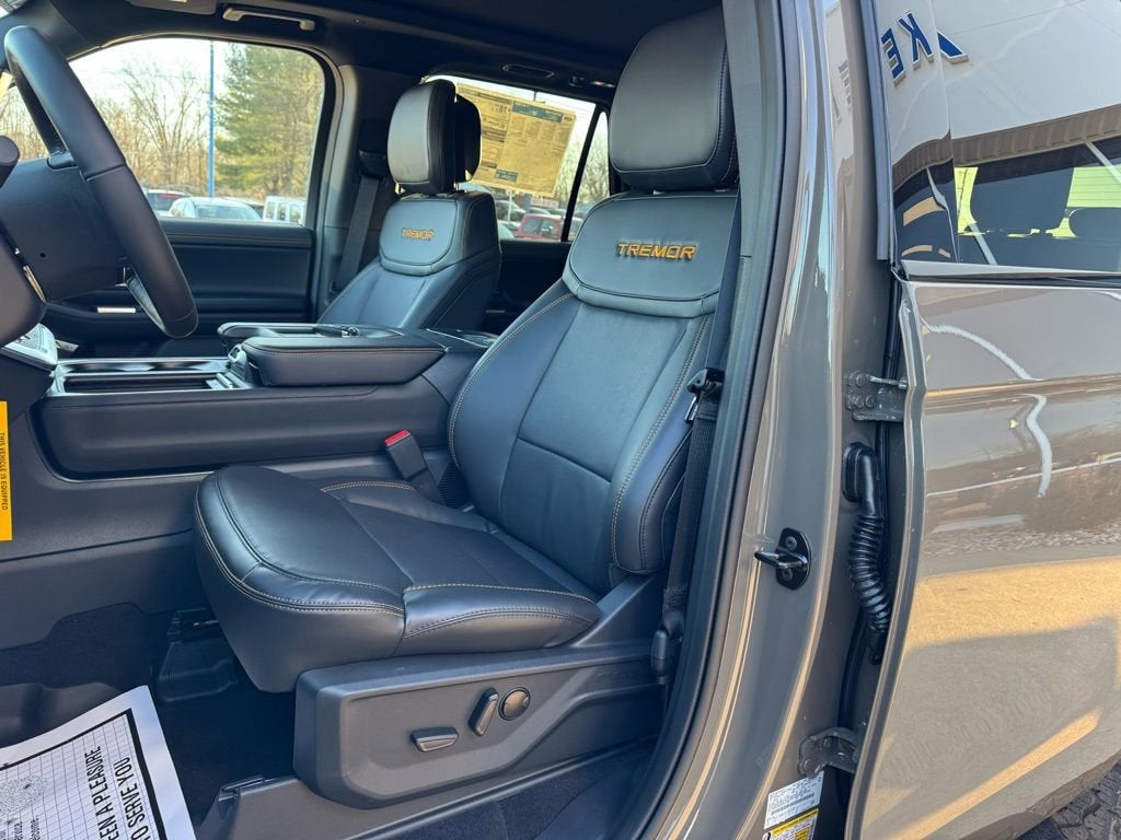 2026 Ford Expedition Tremor