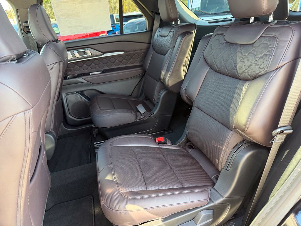2027 Ford Explorer Platinum