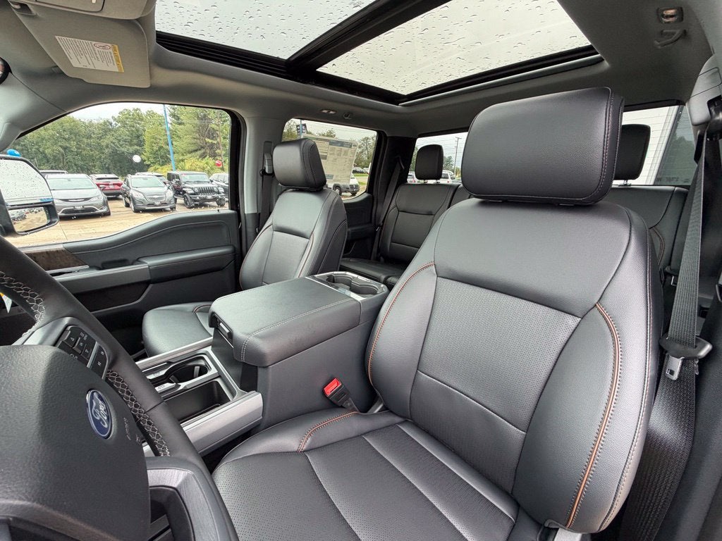 2027 Ford Super Duty F-250 SRW LARIAT