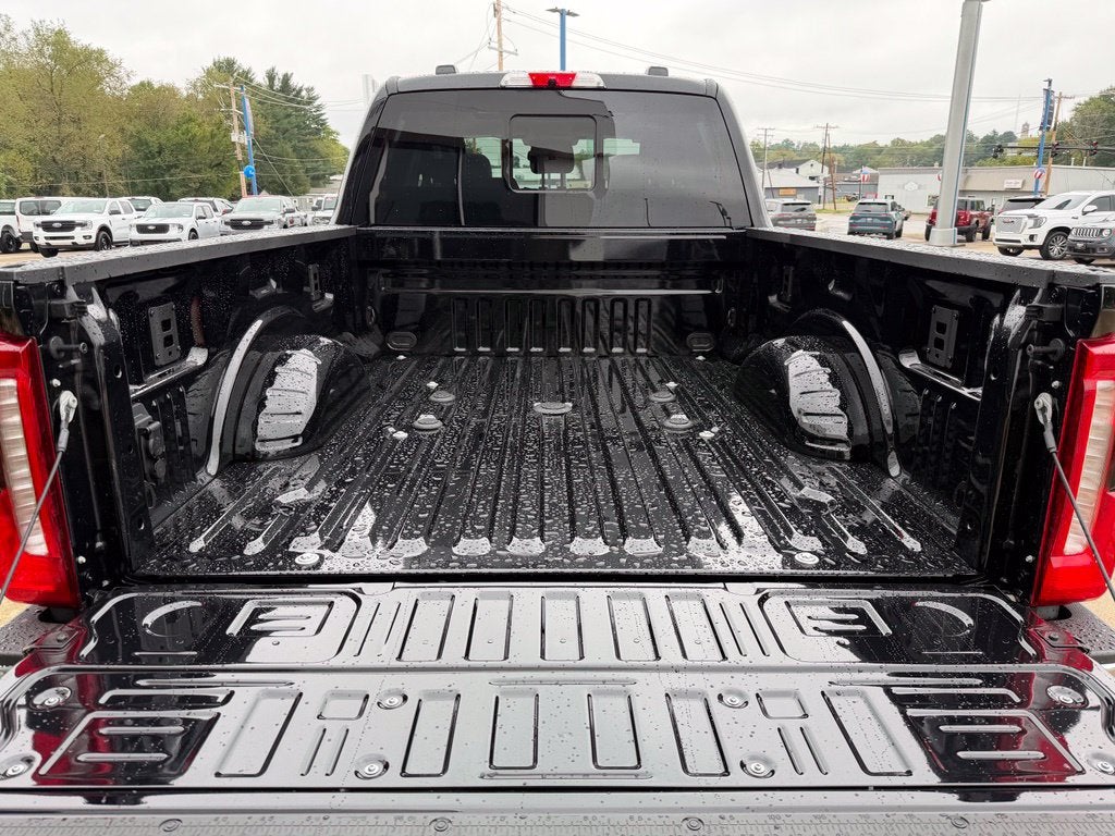 2027 Ford Super Duty F-250 SRW LARIAT