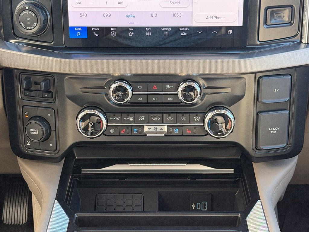 2027 Ford Super Duty F-250 SRW Platinum