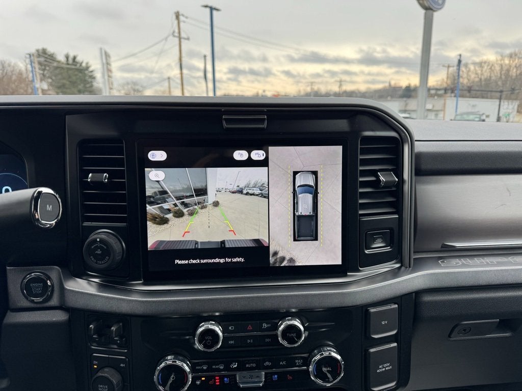 2026 Ford Super Duty F-350 SRW Platinum