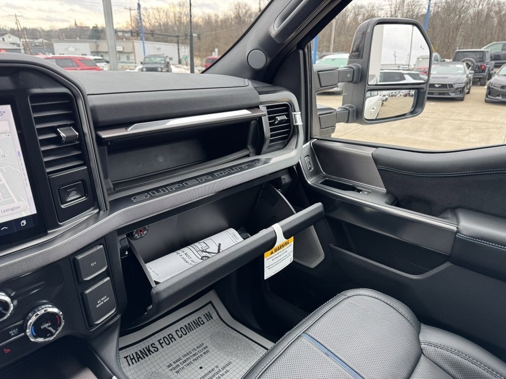 2026 Ford Super Duty F-350 SRW Platinum