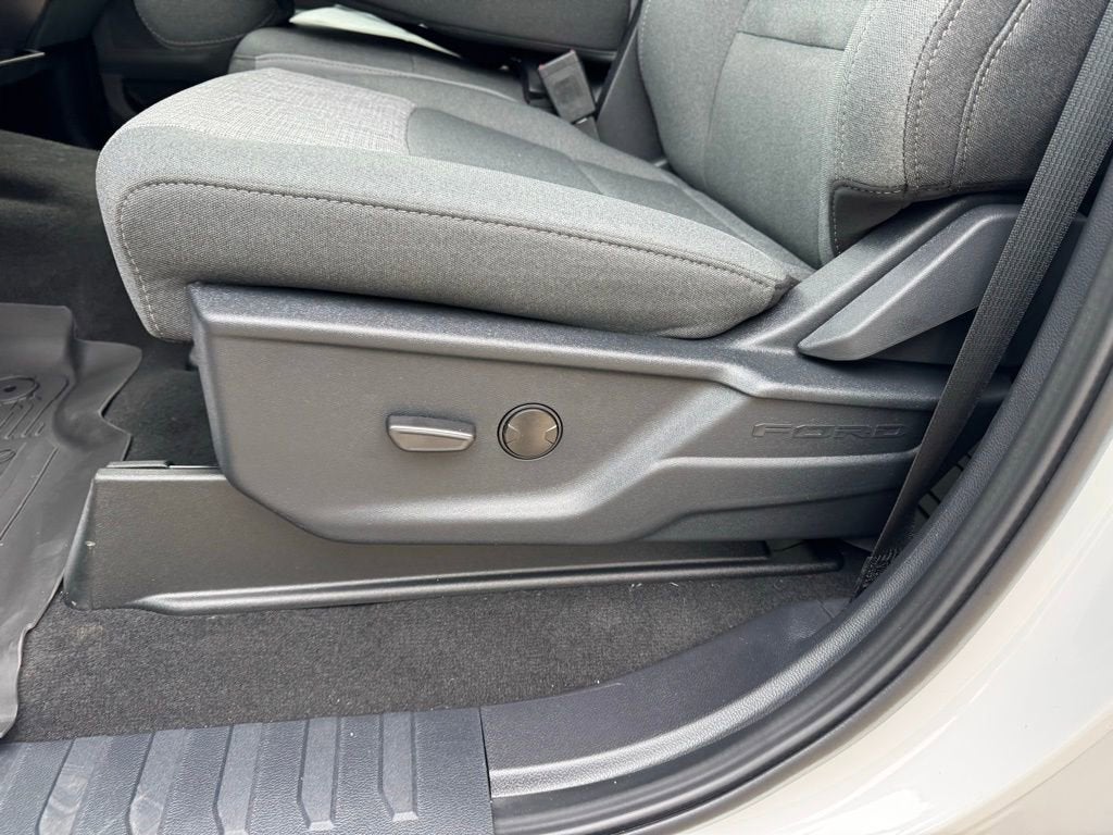 2026 Ford Super Duty F-350 SRW XLT