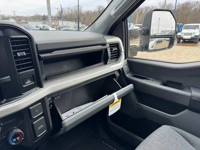 2026 Ford Super Duty F-350 SRW XLT