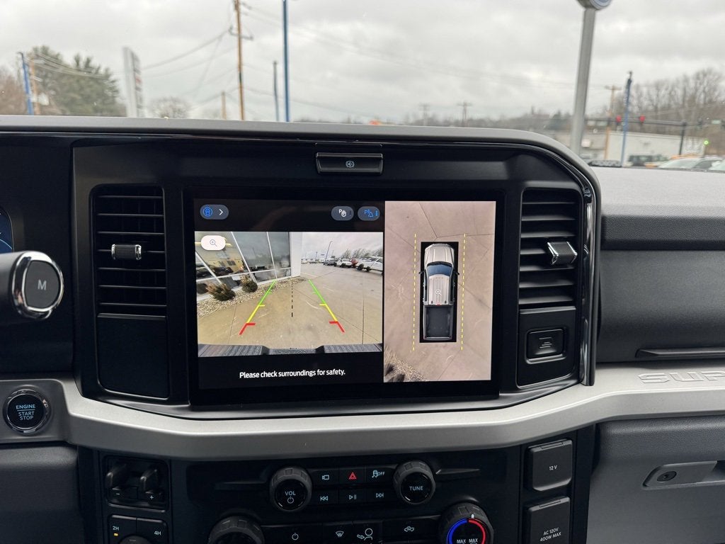 2026 Ford Super Duty F-350 SRW XLT