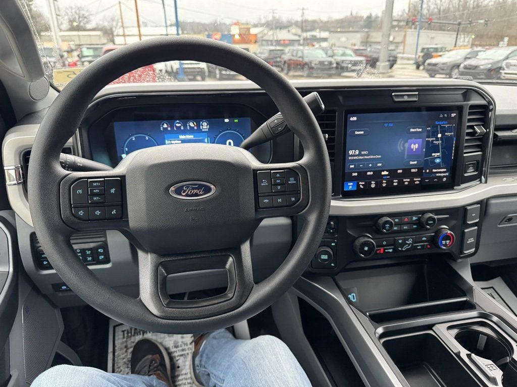 2026 Ford Super Duty F-350 SRW XLT