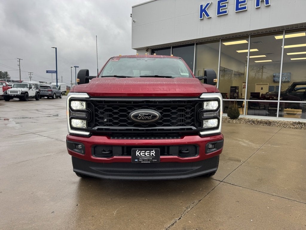 2026 Ford Super Duty F-350 SRW XLT