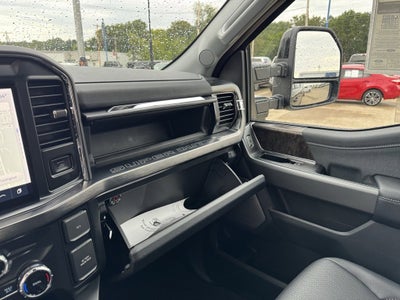 2026 Ford Super Duty F-350 SRW LARIAT