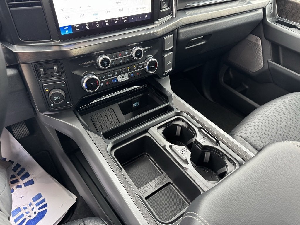 2026 Ford Super Duty F-350 SRW LARIAT