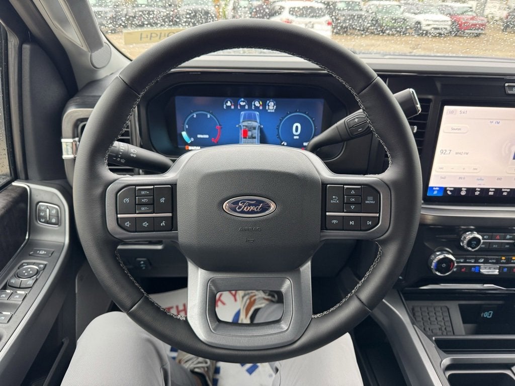 2026 Ford Super Duty F-350 SRW LARIAT