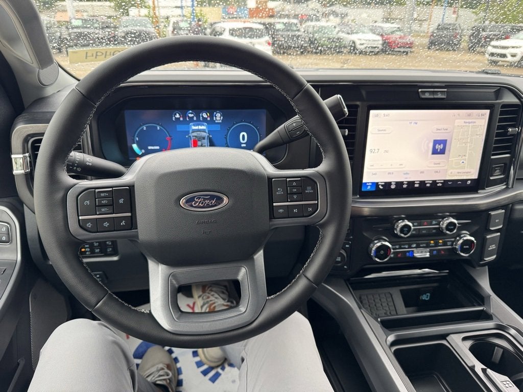 2026 Ford Super Duty F-350 SRW LARIAT