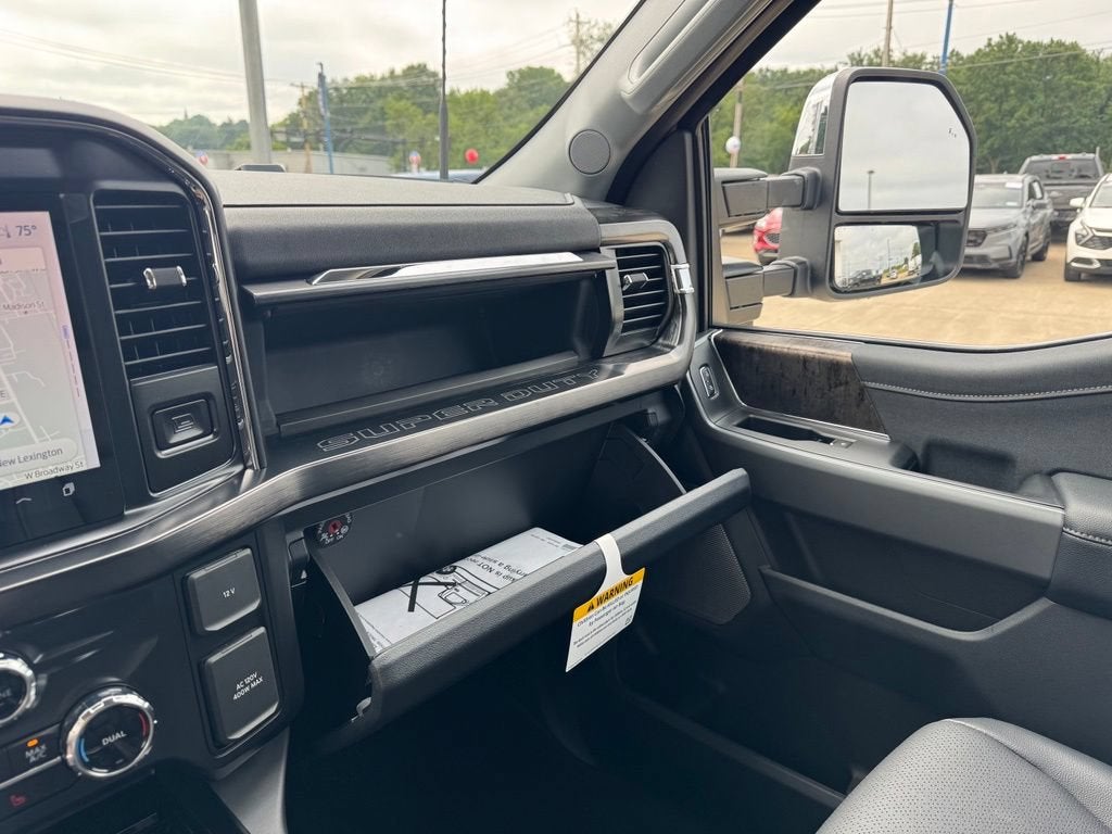 2026 Ford Super Duty F-350 SRW LARIAT