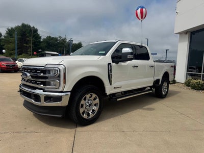 2026 Ford Super Duty F-350 SRW LARIAT