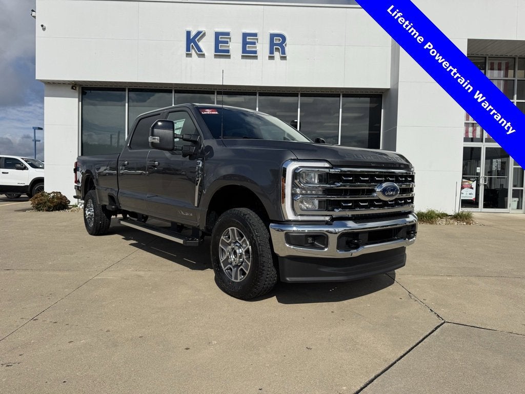2026 Ford Super Duty F-350 SRW LARIAT
