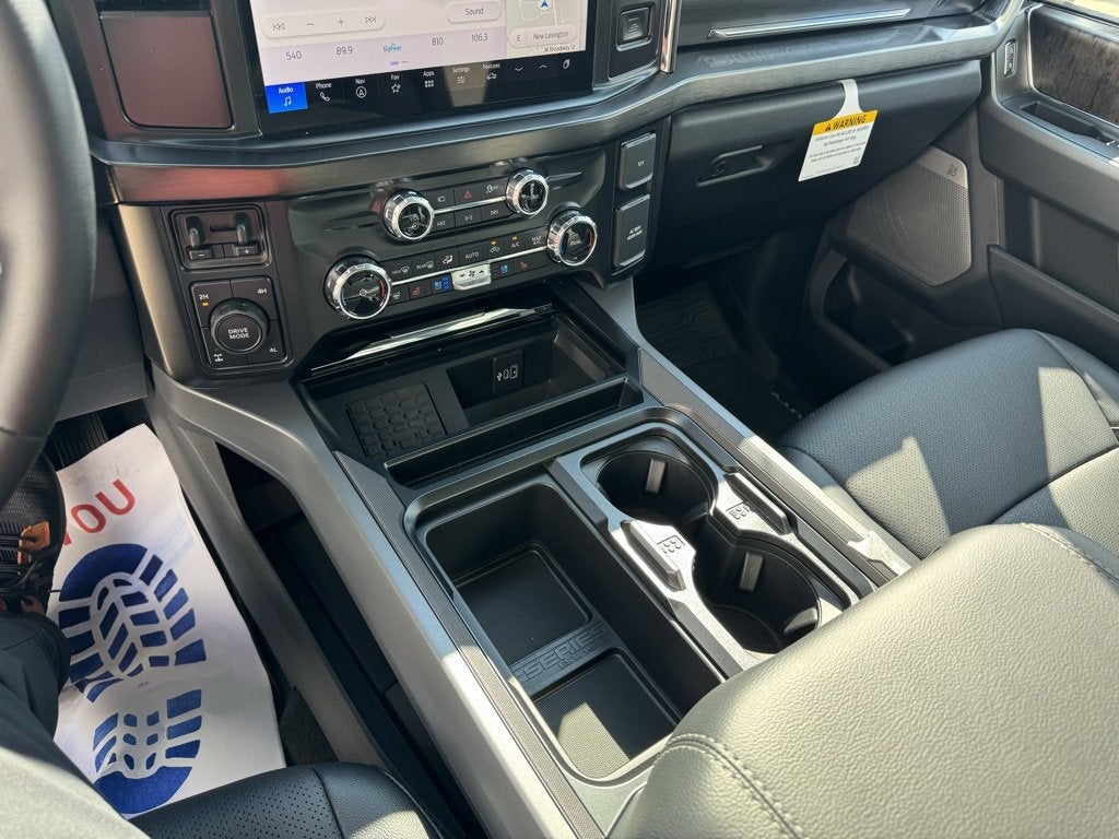 2026 Ford Super Duty F-350 SRW LARIAT