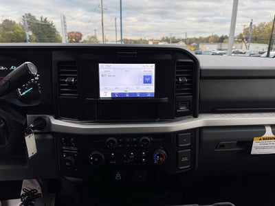 2026 Ford Super Duty F-350 DRW XLT