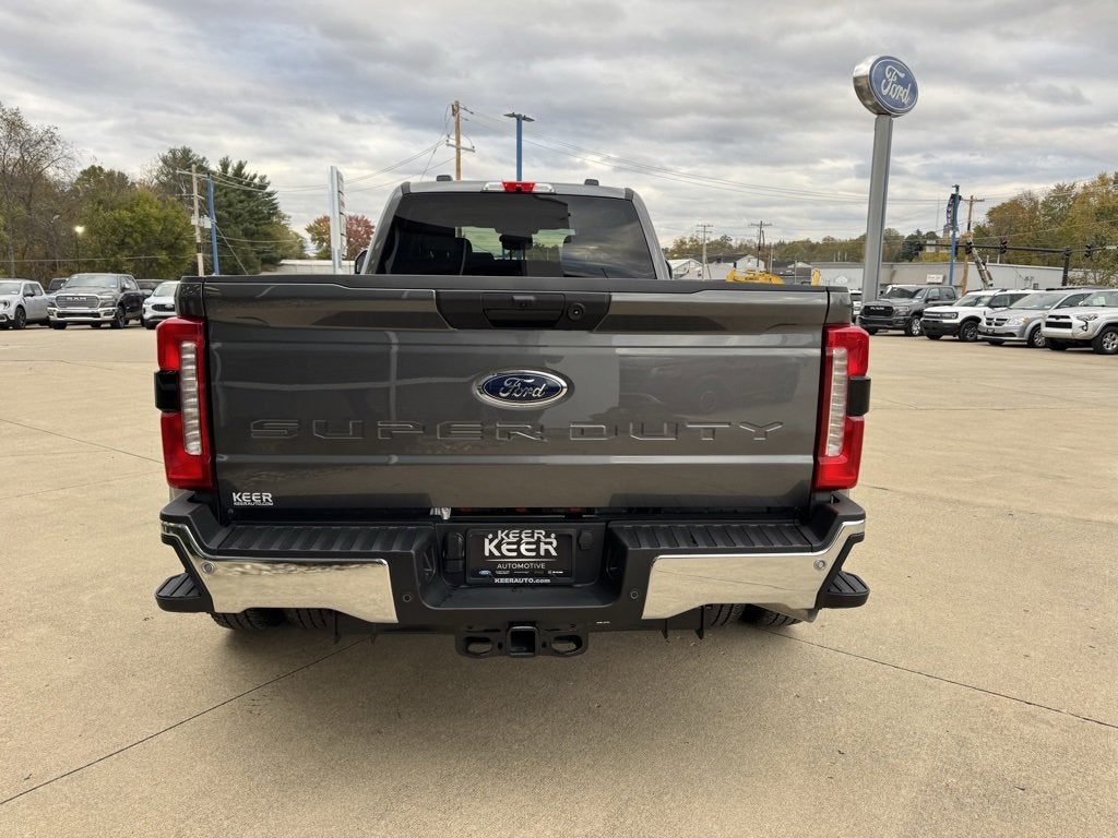 2026 Ford Super Duty F-350 DRW XLT