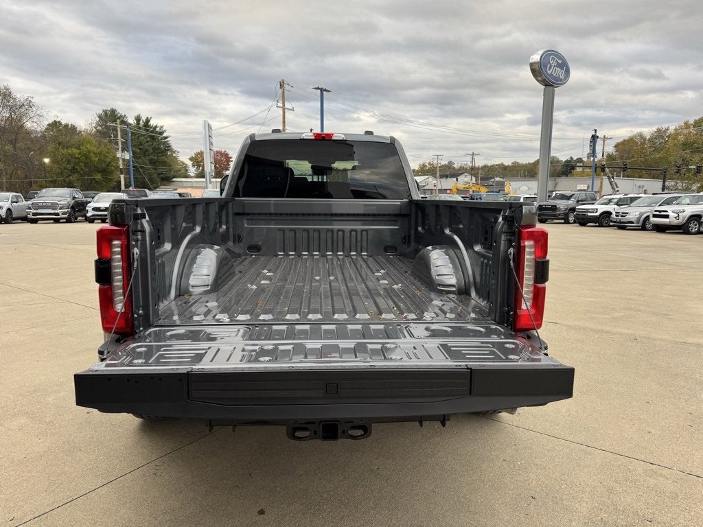 2026 Ford Super Duty F-350 DRW XLT