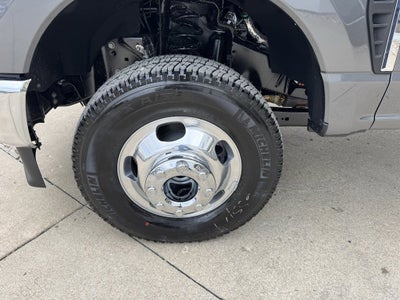 2026 Ford Super Duty F-350 DRW XLT
