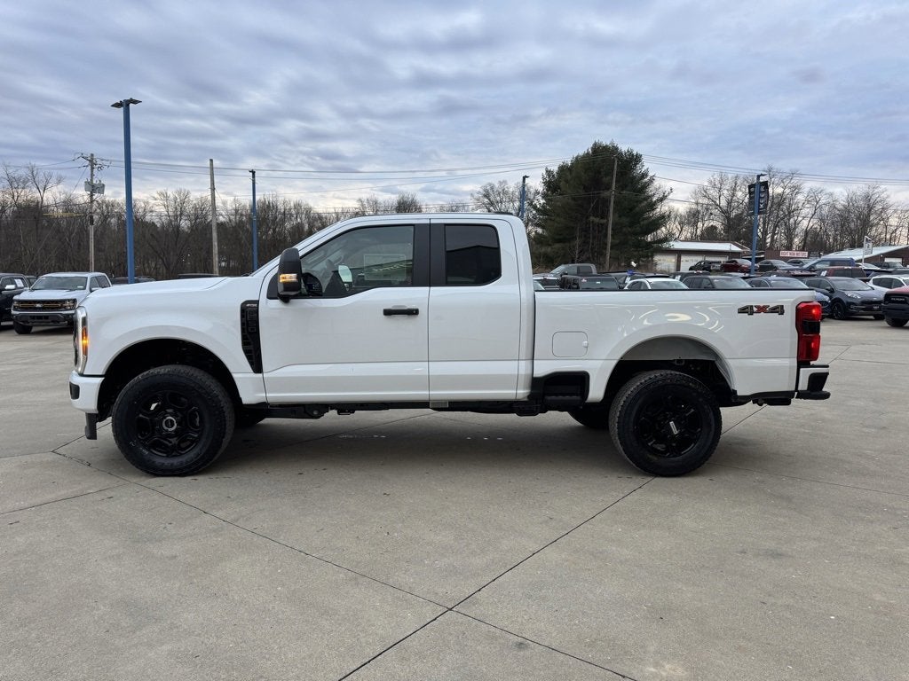 2026 Ford Super Duty F-350 SRW XL