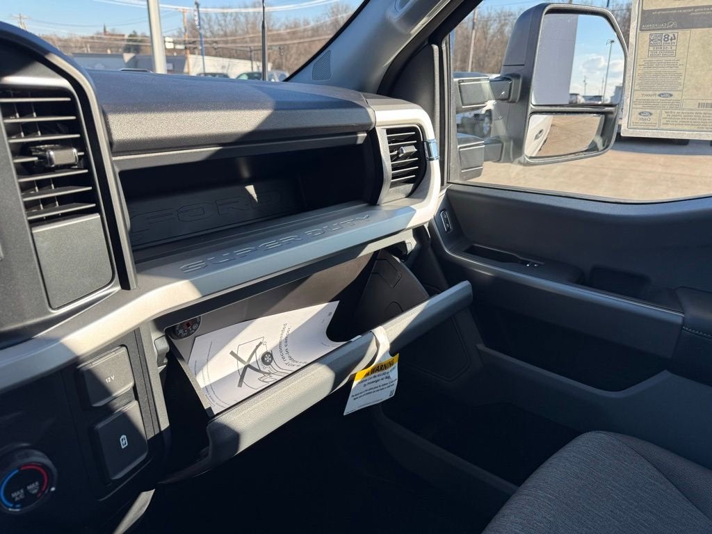 2026 Ford Super Duty F-350 SRW XL