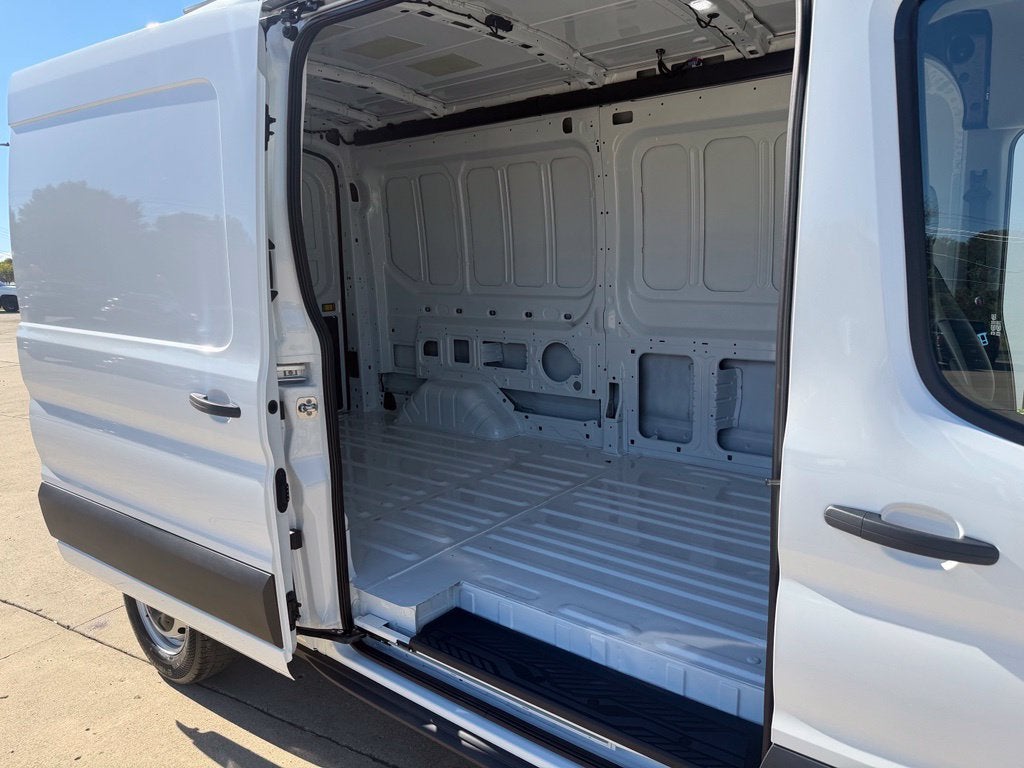 2027 Ford Transit Cargo Van Base