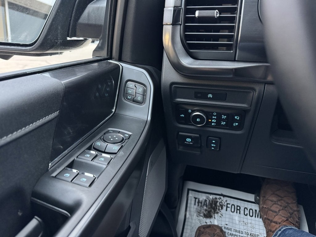 2025 Ford F-150 LARIAT