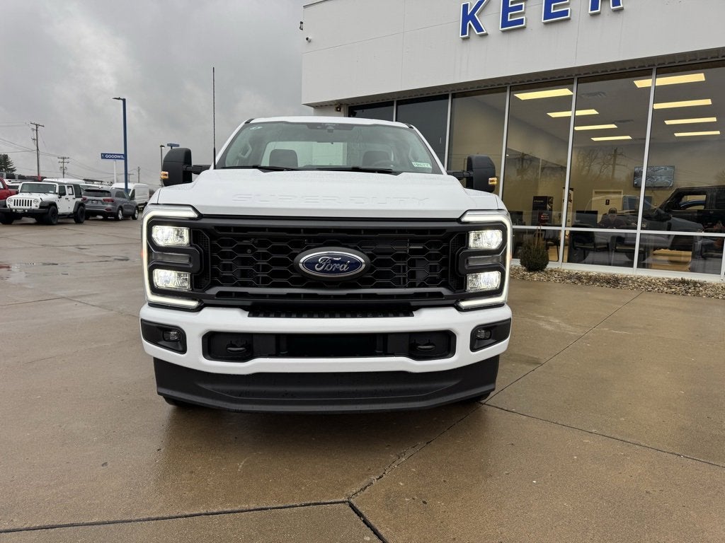 2026 Ford Super Duty F-350 SRW XL