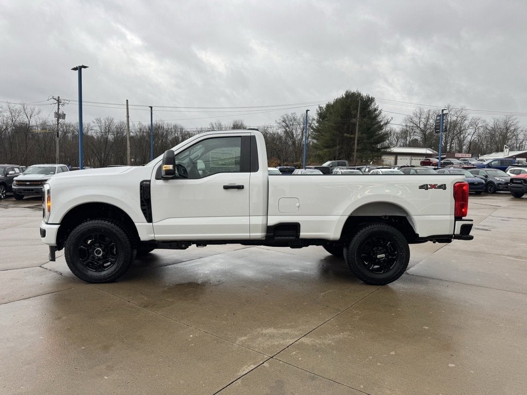 2026 Ford Super Duty F-350 SRW XL