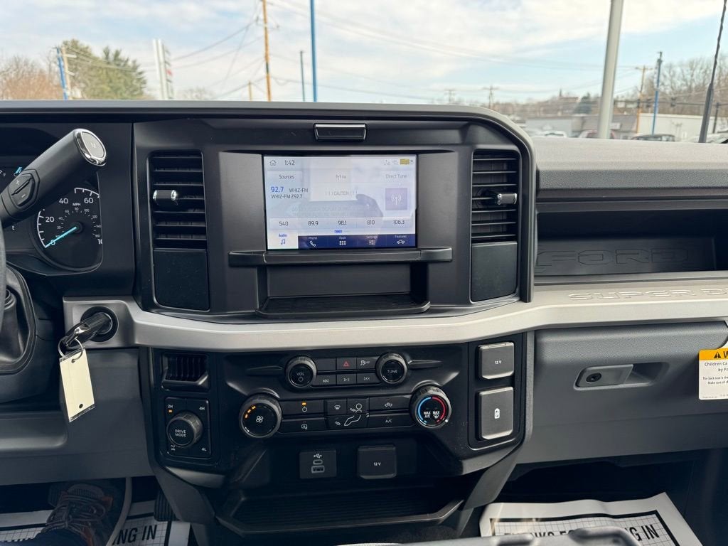 2026 Ford Super Duty F-350 SRW XL