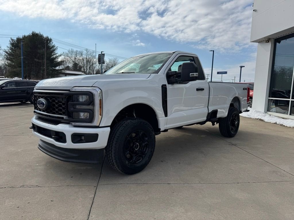 2026 Ford Super Duty F-350 SRW XL