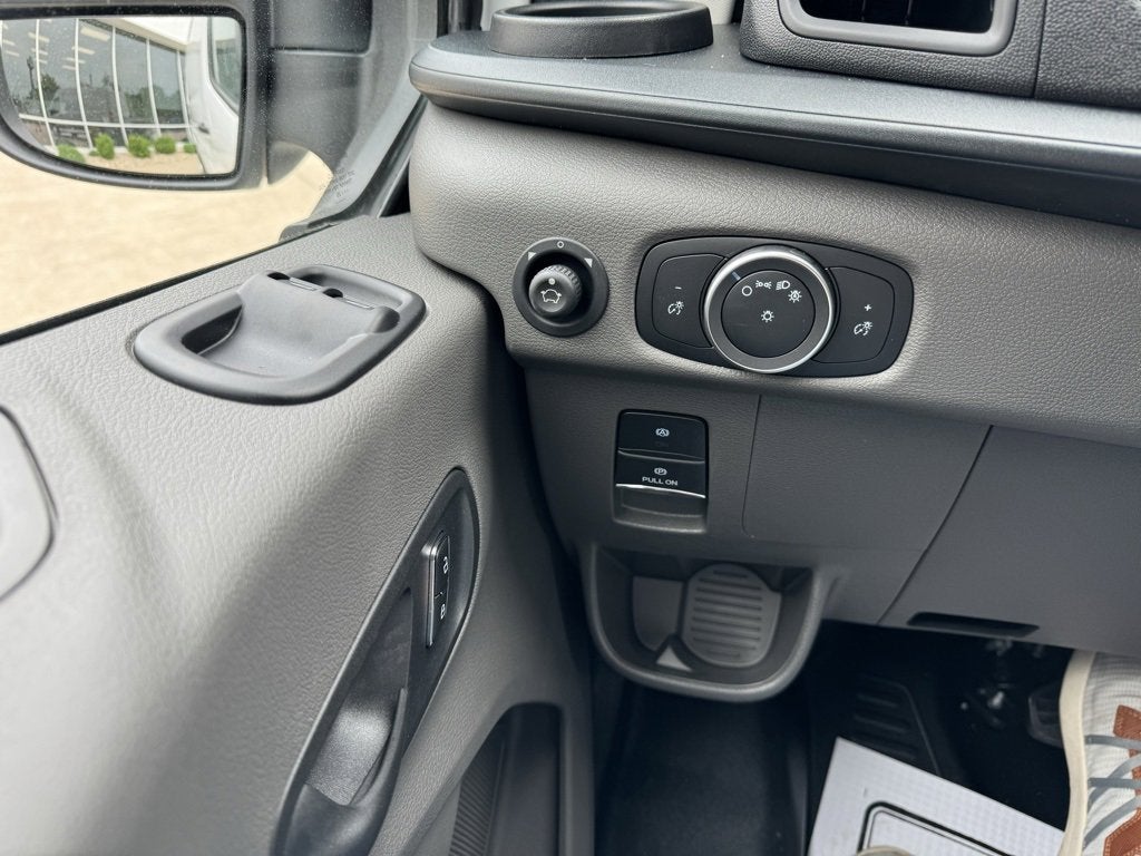 2025 Ford Transit Cargo Van Base