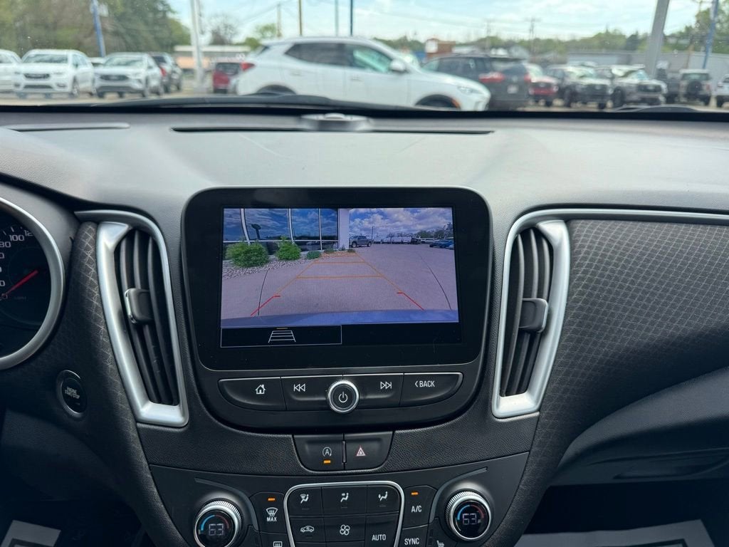 2024 Chevrolet Malibu LT w/1LT