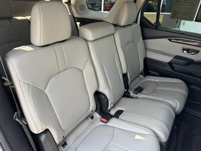 2025 Honda Pilot Touring