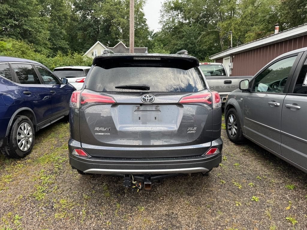 2017 Toyota RAV4 XLE